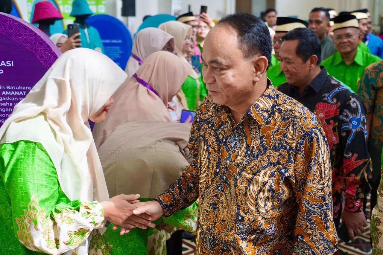 Menkop Jabarkan Empat Strategi Koperasi Berdaya Saing Tinggi