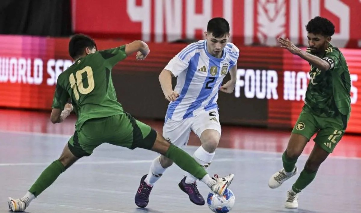 Hujan gol warnai kemenangan Argentina atas Arab Saudi dengan skor 8-7