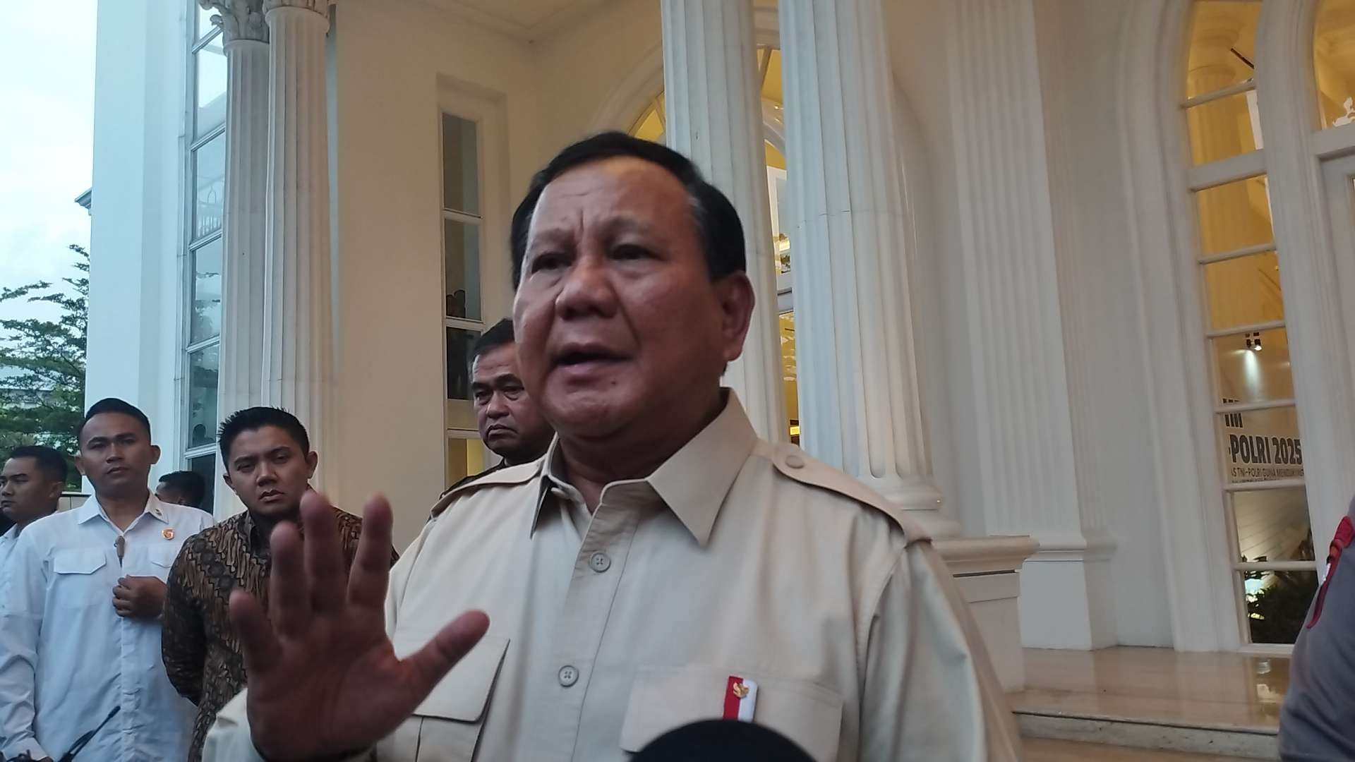 Presiden Prabowo Ingatkan Jangan Mudah Tergiur dengan Tawaran Sindikat
