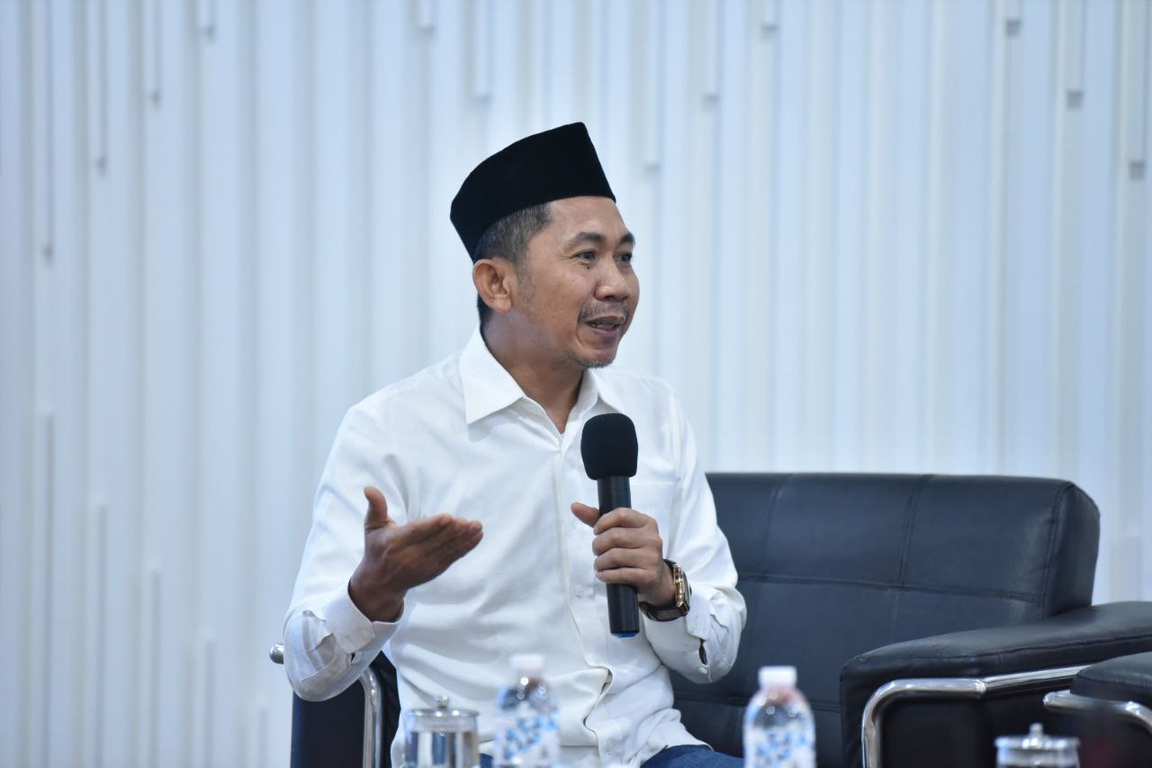 Salamuddin Daeng : Makan Bergizi Gratis Ibarat Es Teh