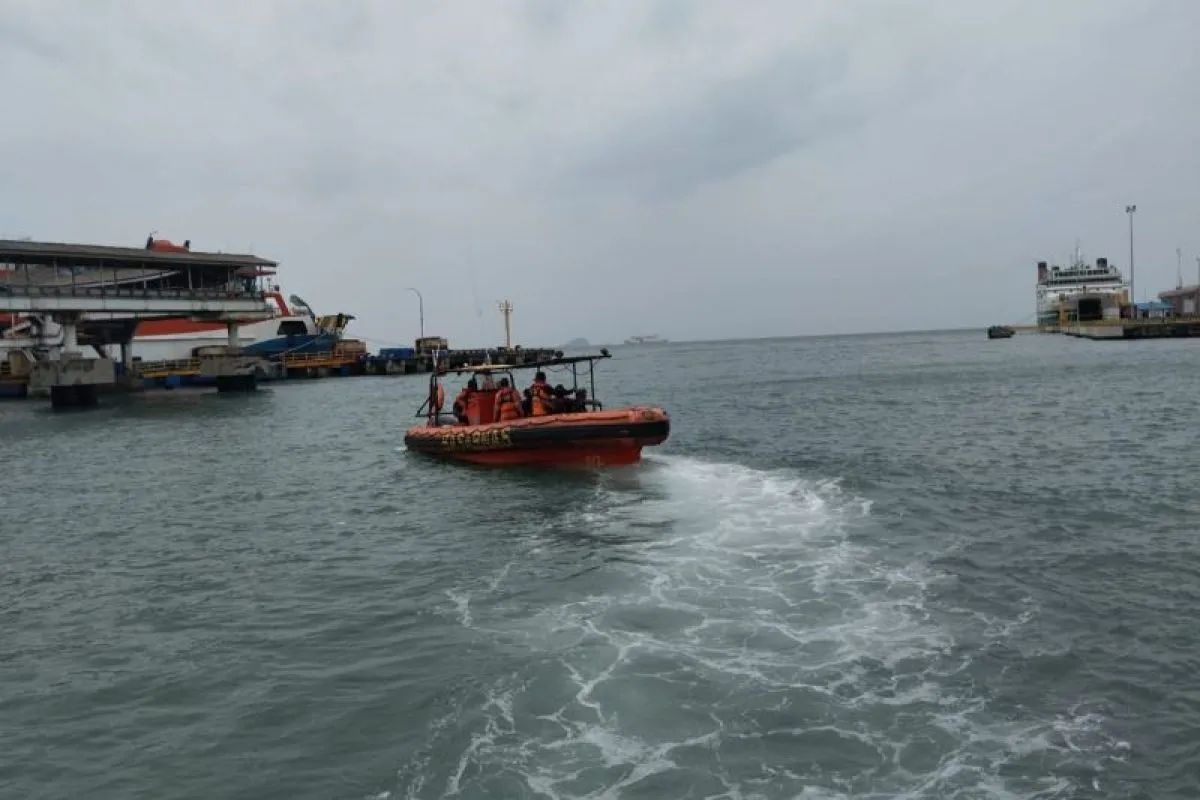 Kapal tenggelam di Selat Sunda empat ABK hilang berhasil ditemukan