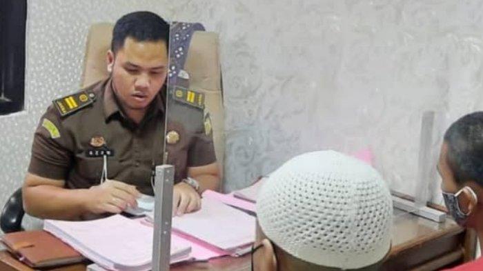 Inilah Sosok Jaksa Azam yang Tilep Uang Barang Bukti Sebesar Rp11,5 Miliar