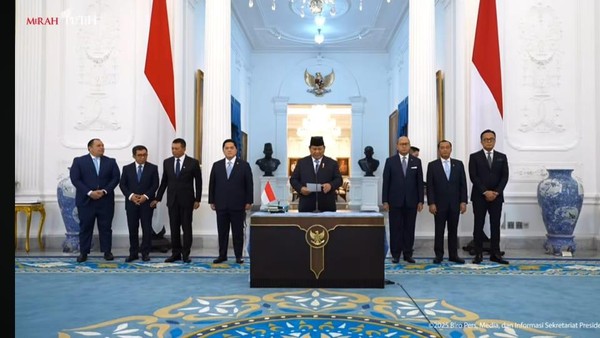 Prabowo teken Keppres Dewan Pengawas dan Badan Pelaksana BPI Danantara