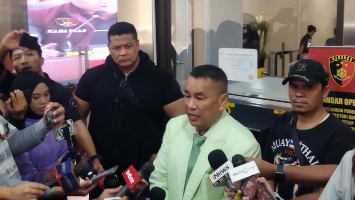 Hotman Paris Jadi Saksi Kasus Razman Ricuh: Pertama dalam Sejarah Pengadilan