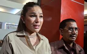Nikita Mirzani jadi tersangka kasus pemerasan