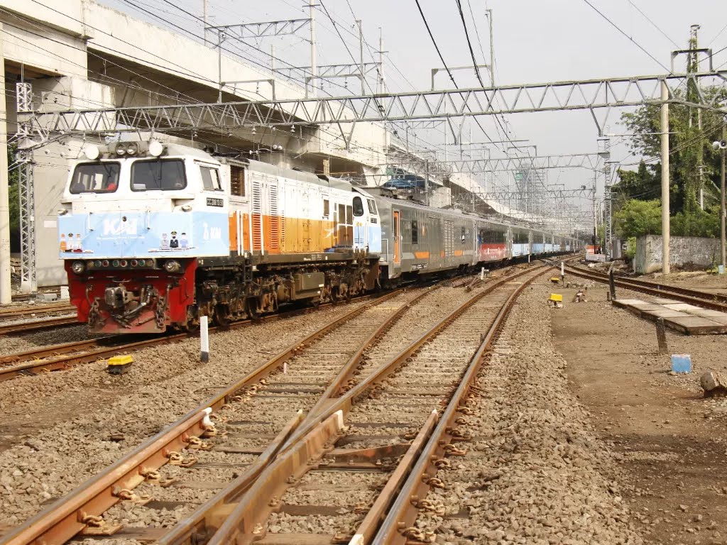 Lansia Ditabrak Kereta di Bekasi hingga Tewas, Jasadnya sampai Sulit Dikenali