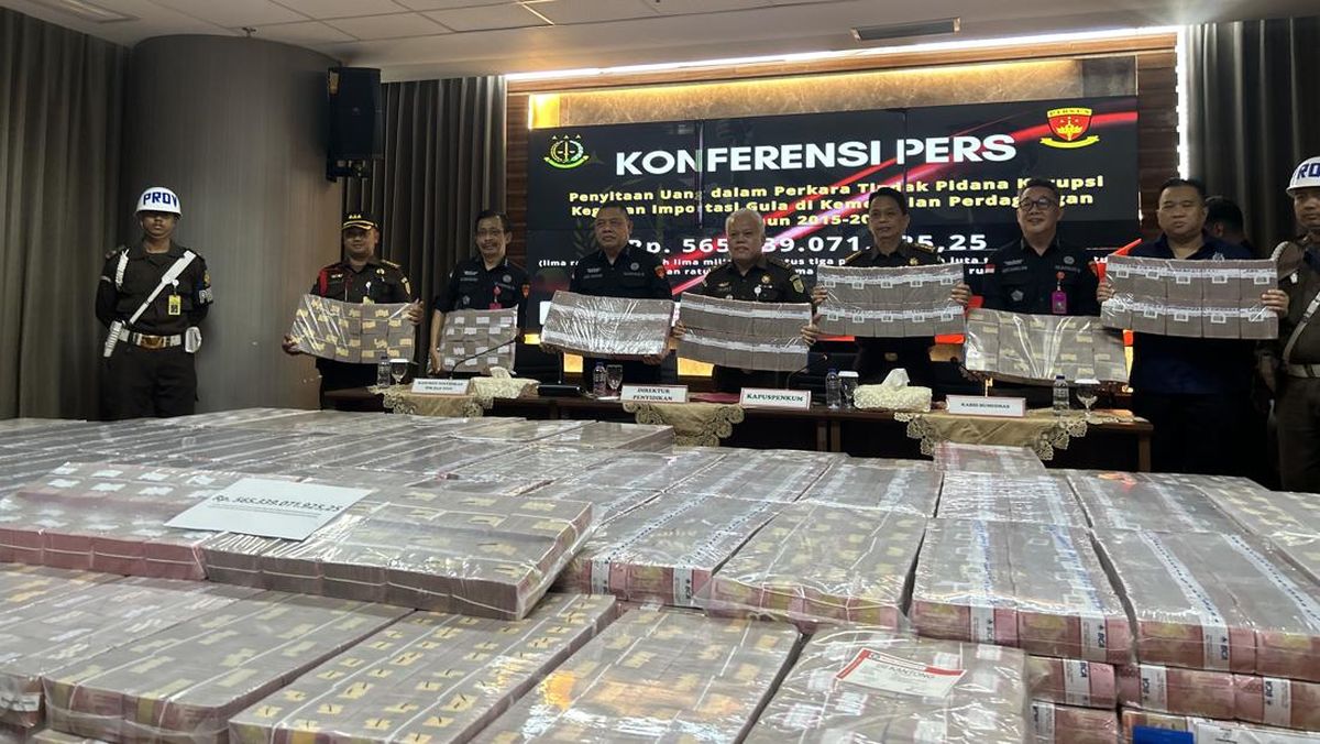 Kejagung sita uang Rp565 miliar dalam kasus importasi gula
