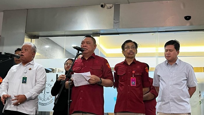 Kejagung Tahan 2 Tersangka Baru Kasus Tata Kelola Minyak