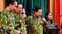 Inilah Momen Presiden Prabowo, Jokowi dan SBY Nyanyi Bersama di Retret Kepala Daerah