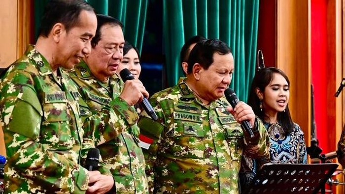Inilah Momen Presiden Prabowo, Jokowi dan SBY Nyanyi Bersama di Retret Kepala Daerah