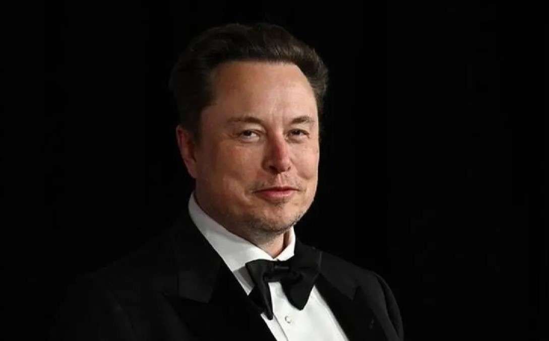 Warga Kanada Tuntut Kewarganegaraan Elon Musk Dicabut