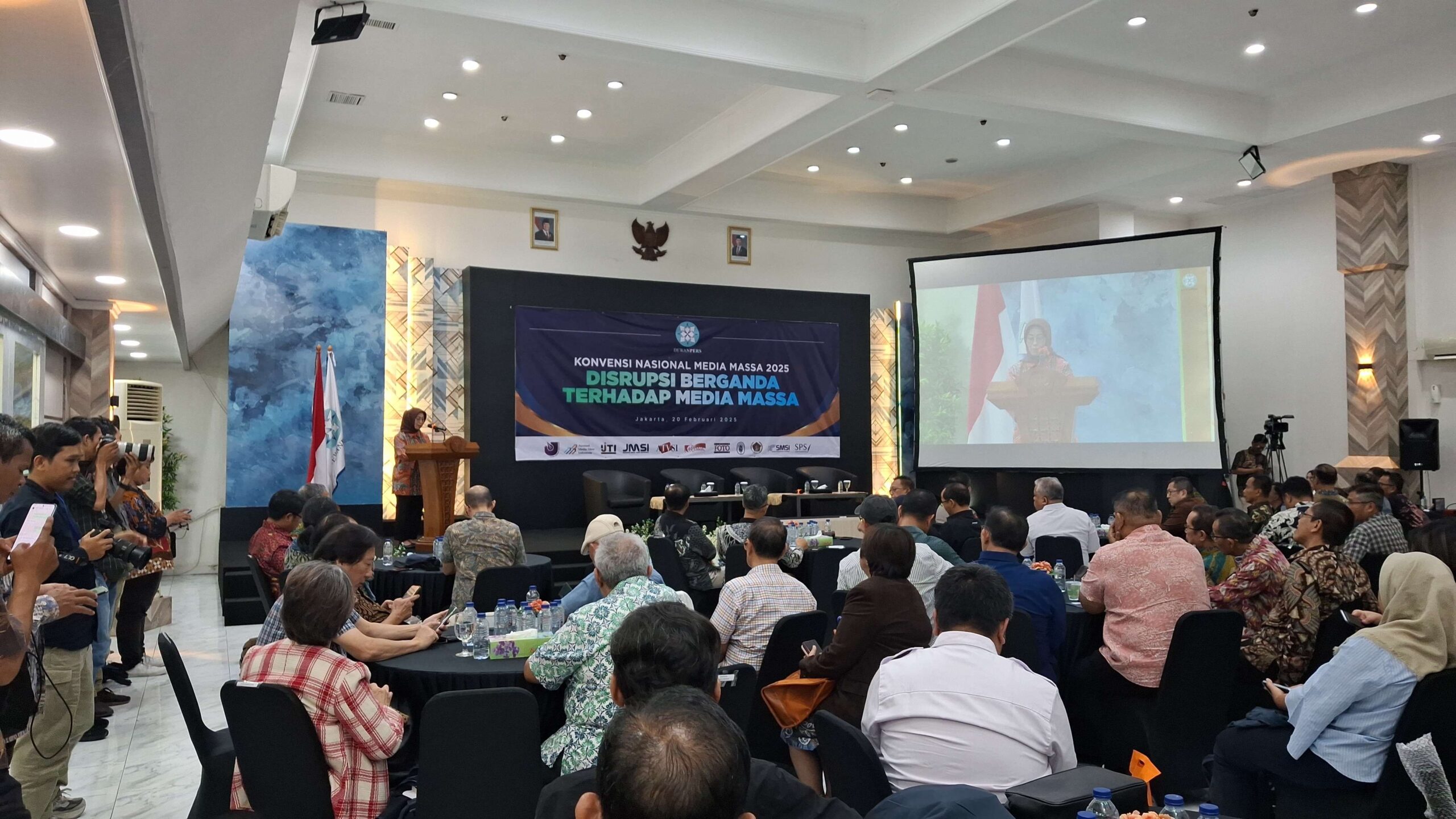 Dewan Pers Soroti Disrupsi Ganda Media Massa