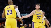 Trio James-Doncic-Reaves bawa Lakers kalahkan Grizzlies 134-127