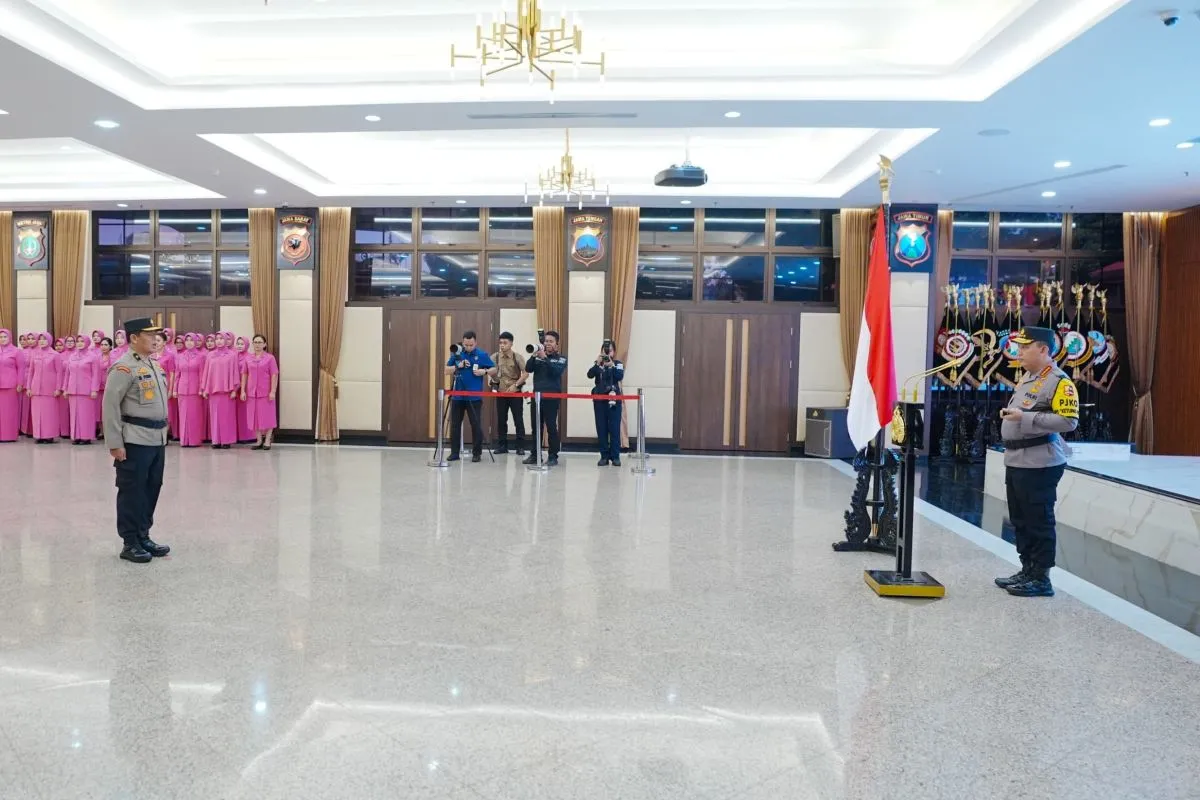 H- 1 Lebaran, Kapolri pimpin upacara kenaikan pangkat 38 Pati Polri