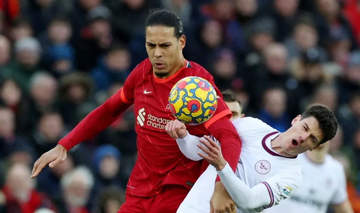 Kapten Brentfod Christian Norgaard perpanjang kontrak sampai 2027