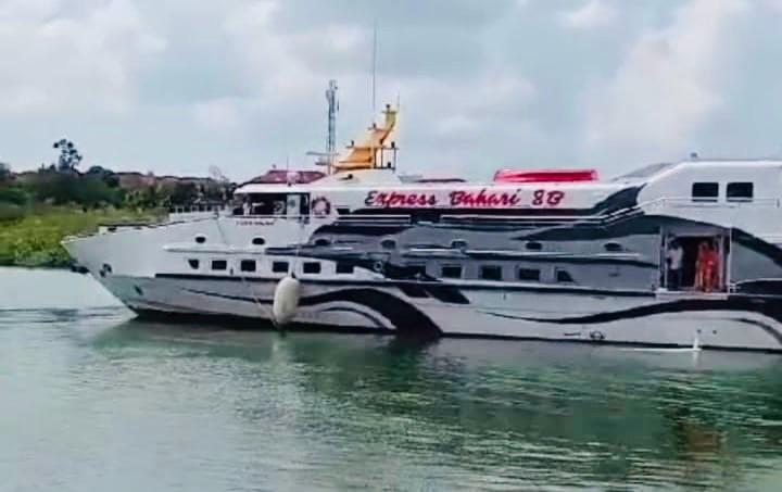 kapal cepat Rute Situbondo - Madura