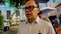 Kemendagri minta kepala daerah waspada, jangan ada warga dekat DAS