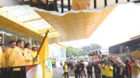 Screenshot_20250327_093919_Instagram Adies Kadir Dampingi Bahlil lepas 20 bus mudik gratis Golkar ke sejumlah daerah