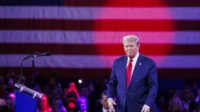 Donald Trump sebut empat perusahaan tertarik membeli TikTok