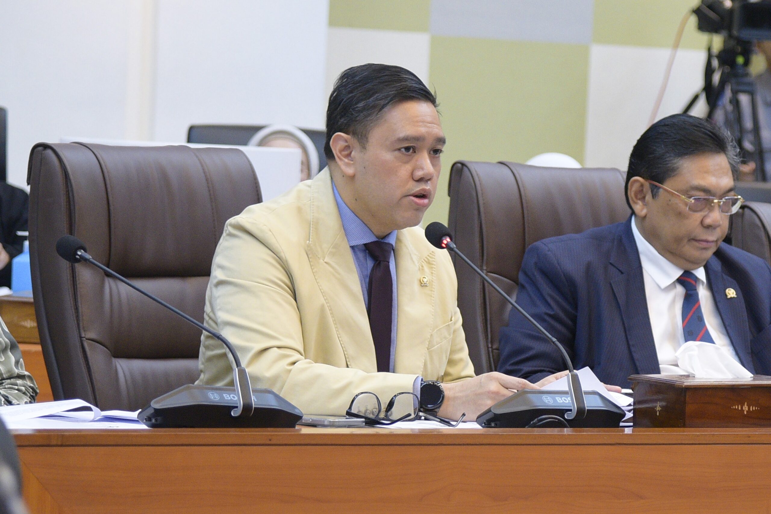 Komisi I DPR Desak RI Siapkan Evakuasi WNI di Tengah Perang Pakistan–Afghanistan