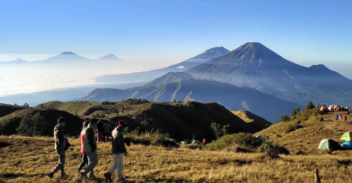 Inilah Deretan Gunung yang Cocok Didaki Saat Puasa