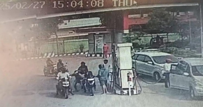 Maling Gasak Uang Rp 90 Juta dalam Jok Motor di SPBU Pasuruan