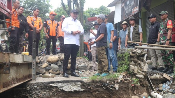 Banjir di Puncak Bogor: 1 Orang Hilang, 204 Warga Mengungsi