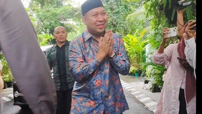 Usai dari Rumah Mega, Didit Prabowo Terbang keSolo Untuk Halalbihalal ke Rumah Jokowi