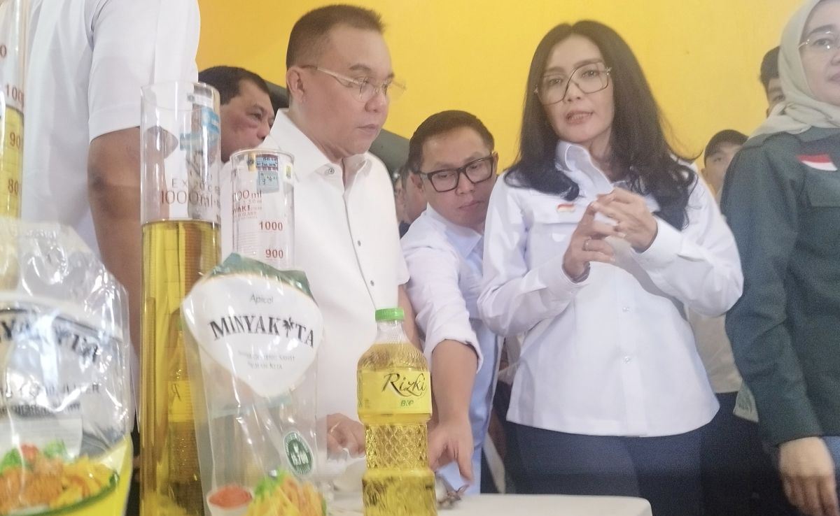 DPR minta pemerintah tarik minyak goreng tak sesuai takaran dari pasar