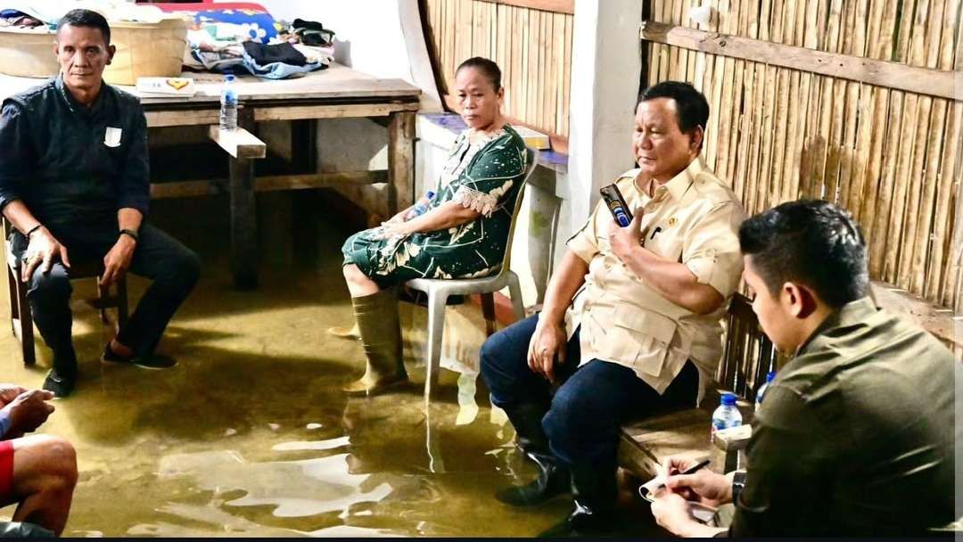 Jelang Buka Puasa, Presiden Prabowo Tinjau Lokasi Banjir