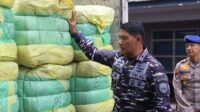 Lantamal V Surabaya Gagalkan Penyelundupan Ballpress Ilegal