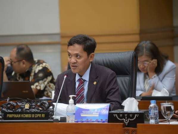 Ketua Komisi III Dukung Usulan Penghapusan Surat Keterangan Catatan Kepolisian