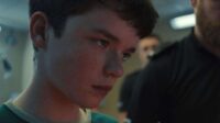 Owen Cooper Bersinar di Serial Hit Netflix Adolescence