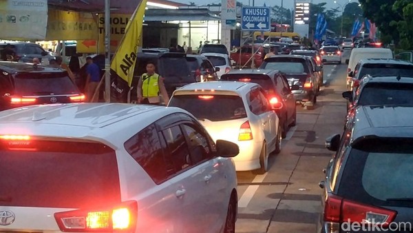 Puncak Arus Mudik Hari Ini, 8.500 Kendaraan/Jam Lewat Tol Trans Jawa
