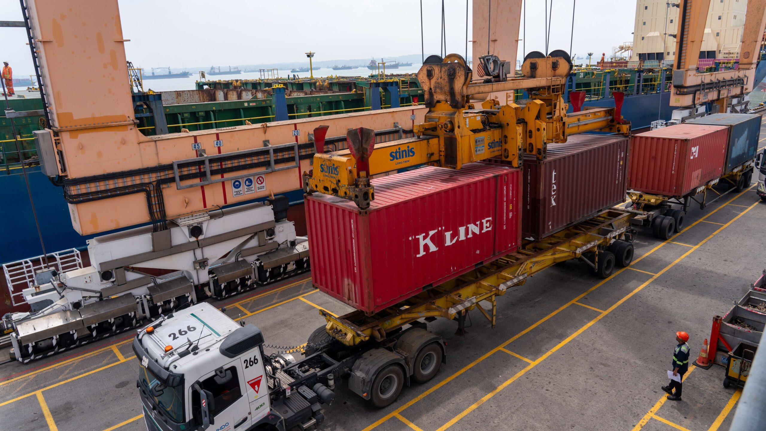 Pemngamat Tekankan Pentingnya Indonesia Perkuat Intelijen Ekonomi