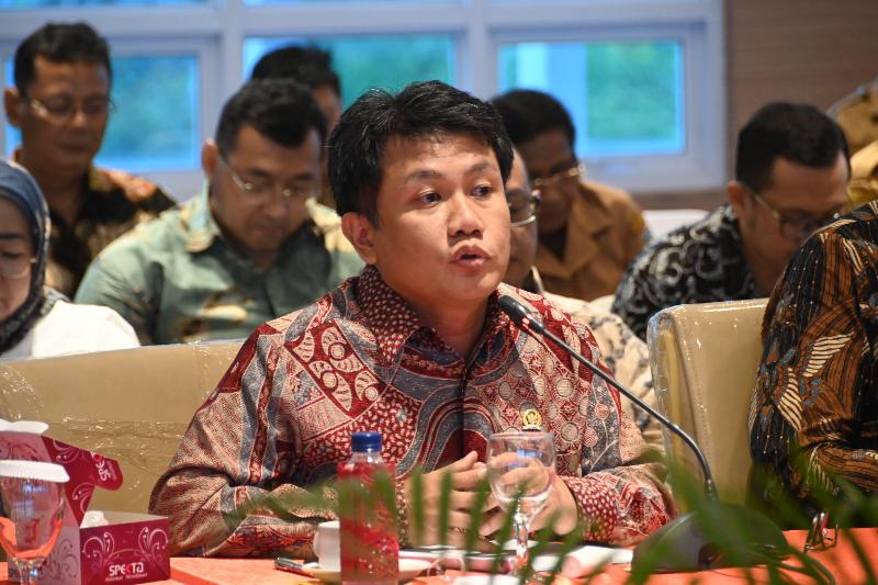 Kasus Siswa Bermasalah Tidak Melulu Selesai dengan Cara Dikirim ke Barak Militer