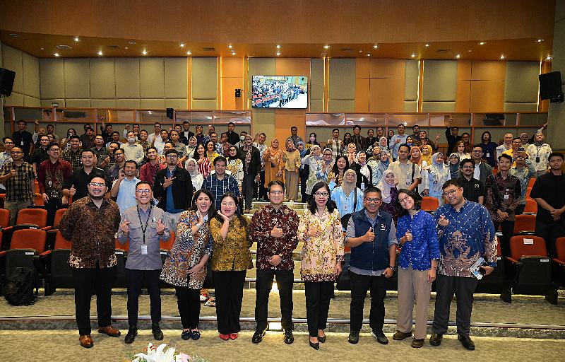 Dorong Transparansi Kinerja Kedewanan, Setjen DPR Kolaborasi META Gelar Pelatihan Medsos