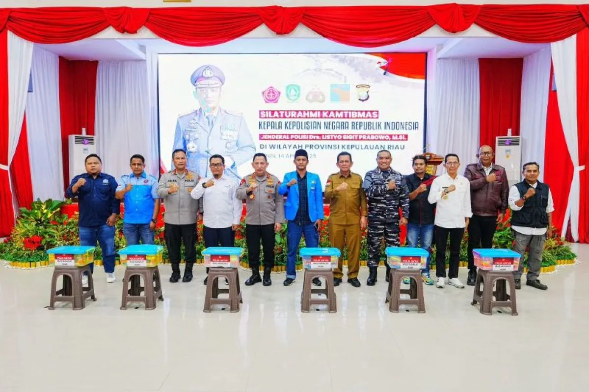 Kapolri instruksikan jajaran jaga semangat persatuan