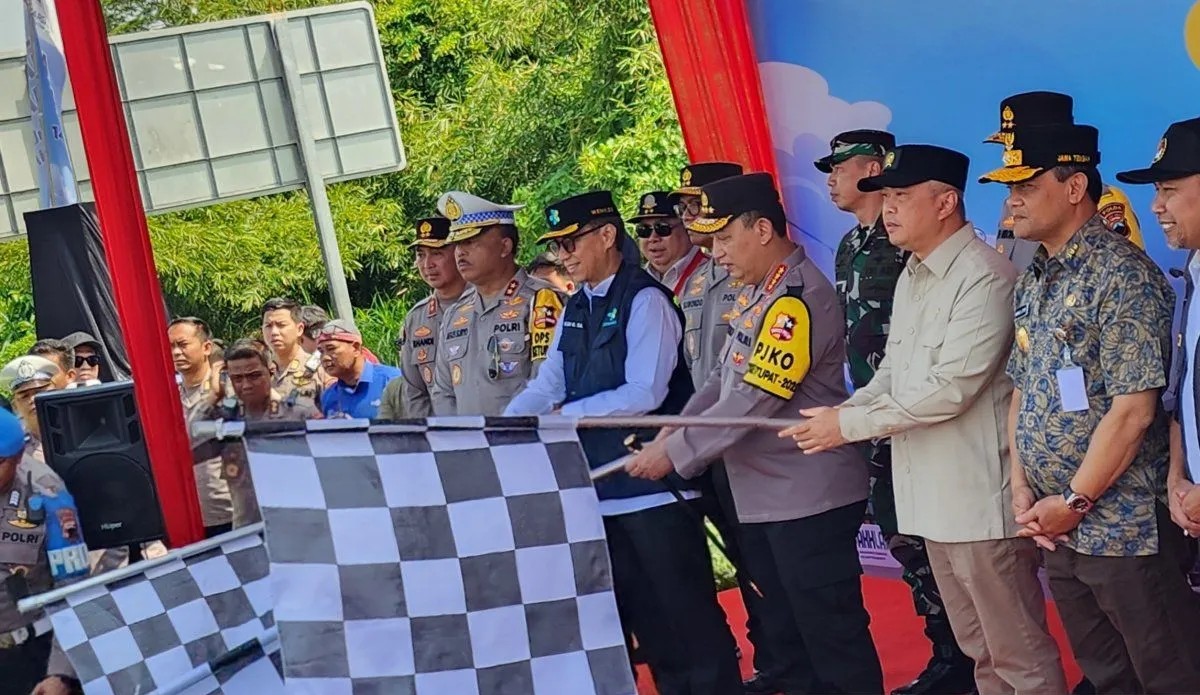 Kapolri dan dua menteri resmi buka "one way" nasional