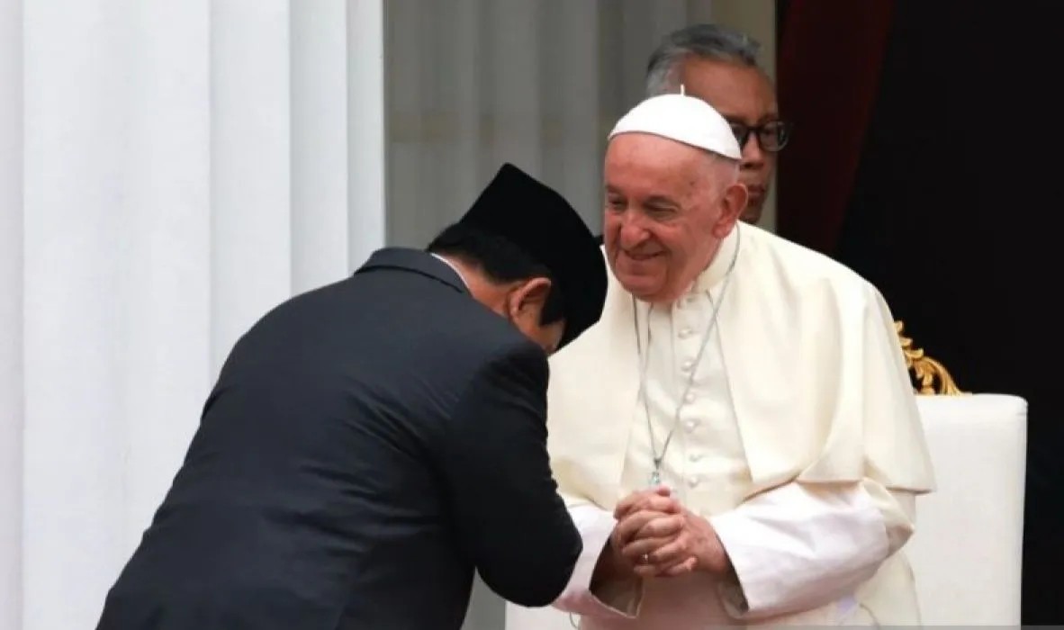 Prabowo sampaikan dukacita mendalam atas wafatnya Paus Fransiskus