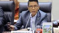 WhatsApp-Image-2024-11-01-at-15.22.40.jpeg Komisi XI: BI upayakan stabilisasi nilai tukar rupiah respons tarif AS