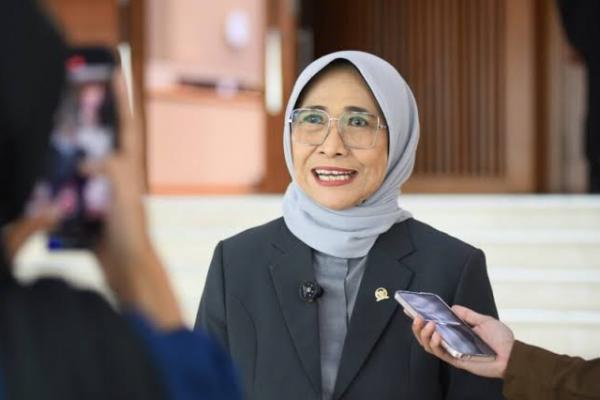 Kasus Buleleng Momentum Pembenahan Pendidikan Dasar Secara Menyeluruh dan Berkeadilan
