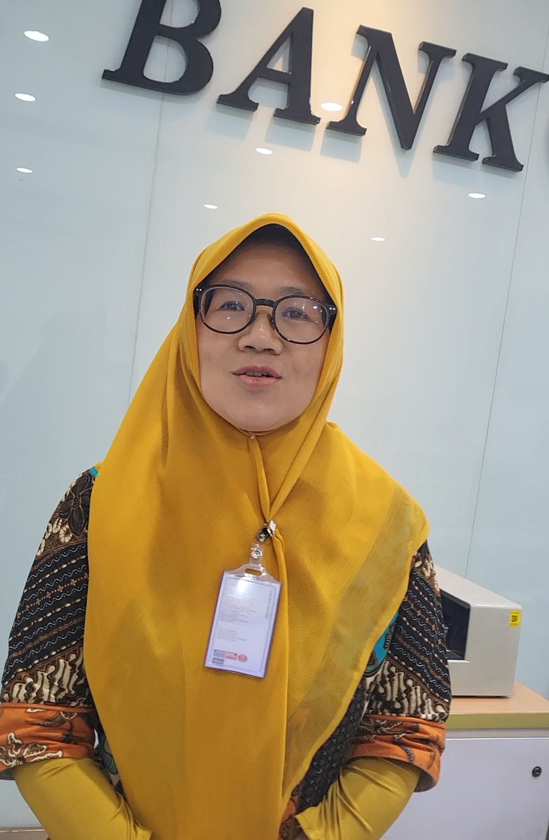 kelapa Cabang Pembantu Bank DKI Kalimalang