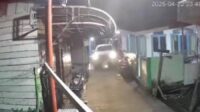 Mobil Berisi 4 Orang Usai Pesta Sabu Tabrak 24 Motor di Samarinda