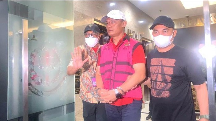 Terima Suap Rp 60 M, Ketua PN Jaksel Miliki Kekayaan Rp 3,1 M