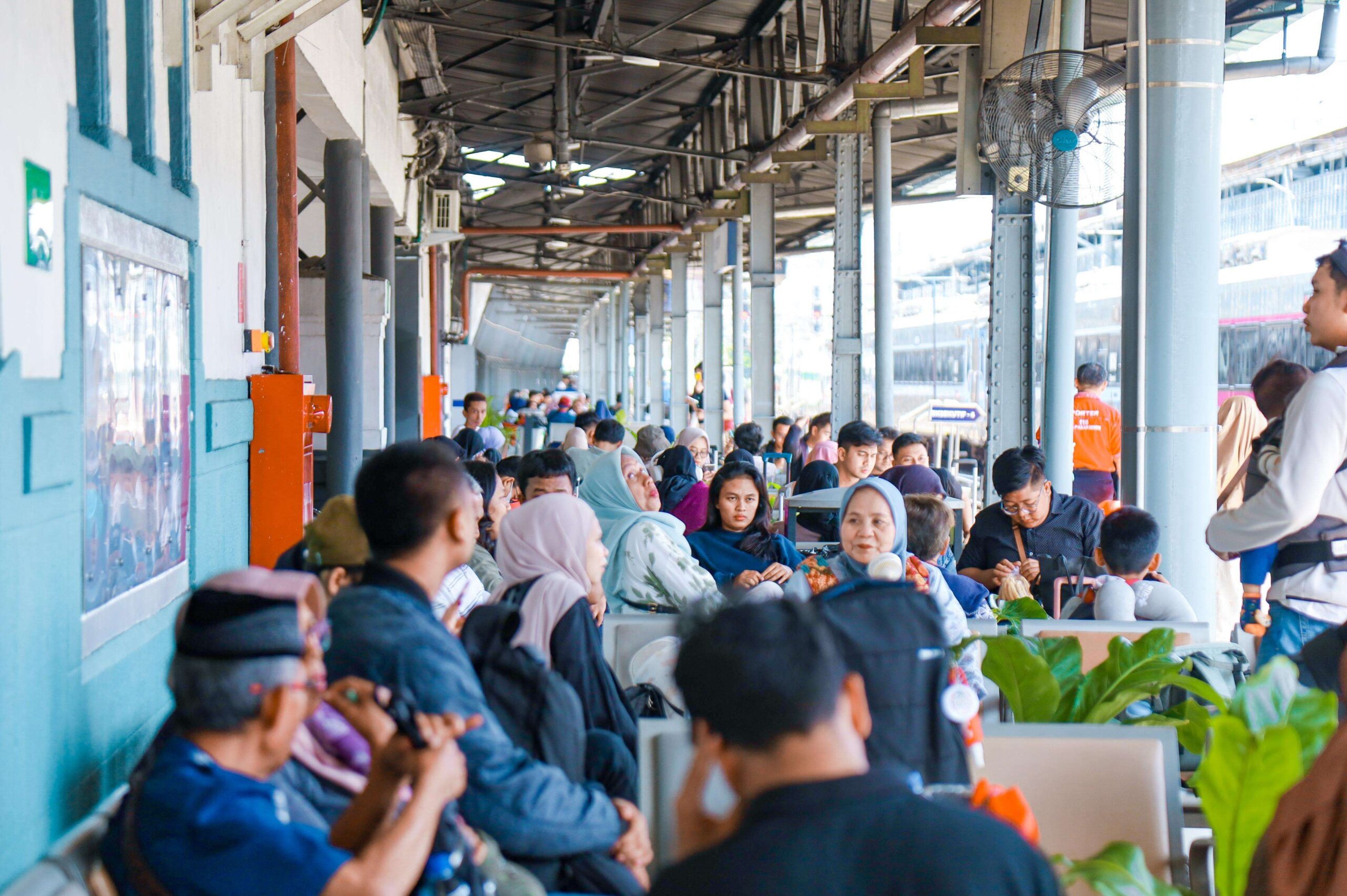 KAI Jakarta Prediksi Puncak Arus Balik pada Hari ini 4 sampai 6 April