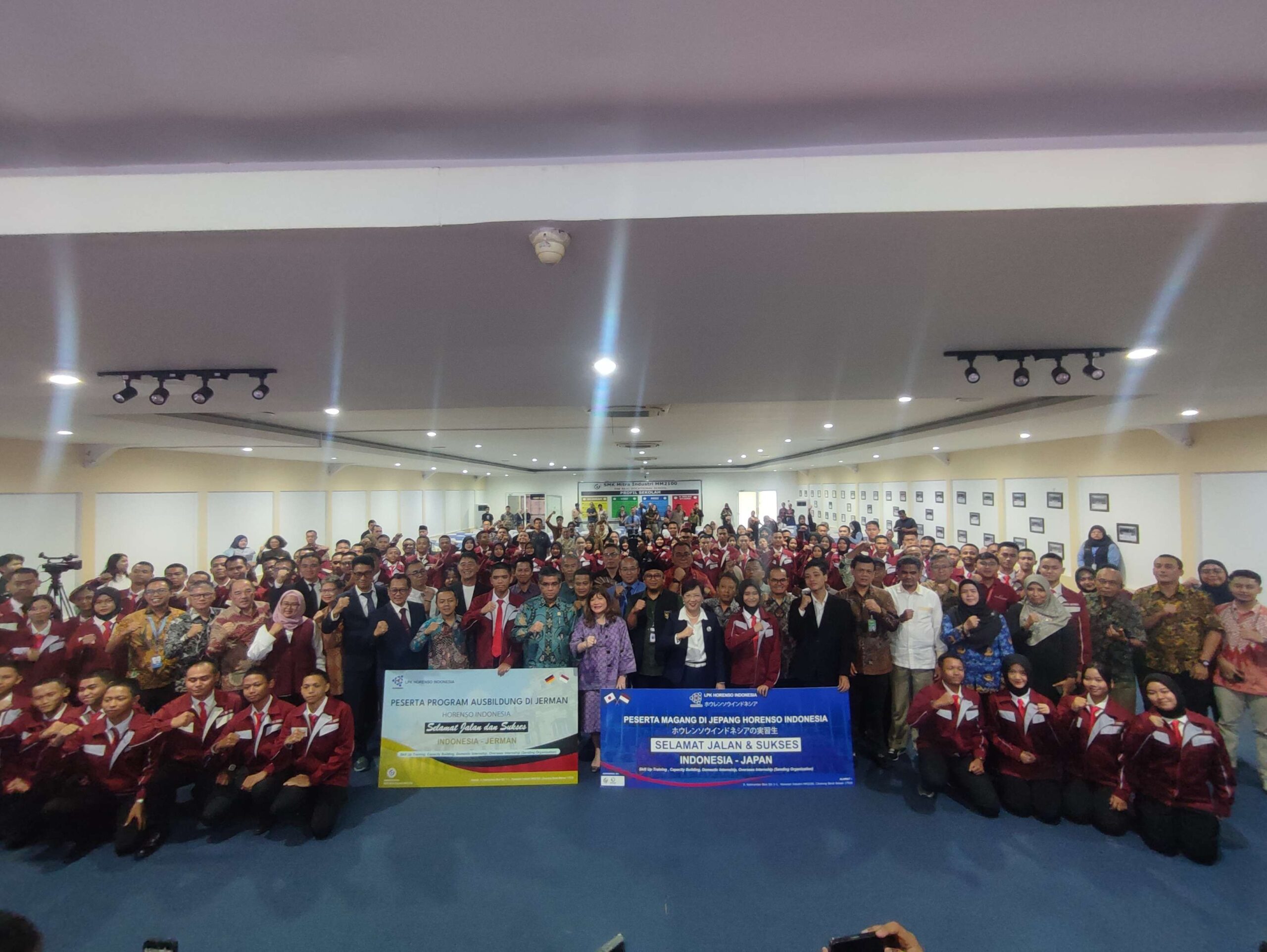 Pemerintah Lepas 1.500 Peserta Calon Pekerja Migran Indonesia