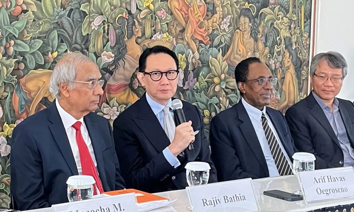 Wamenlu: Kerja sama militer RI tak cakup penempatan aset militer asing