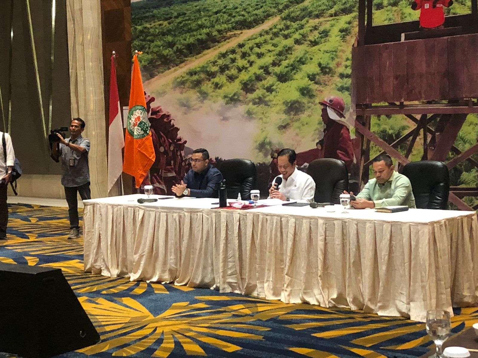 Menteri LH Instruksikan Mitigasi Penanganan Karhutla di Riau