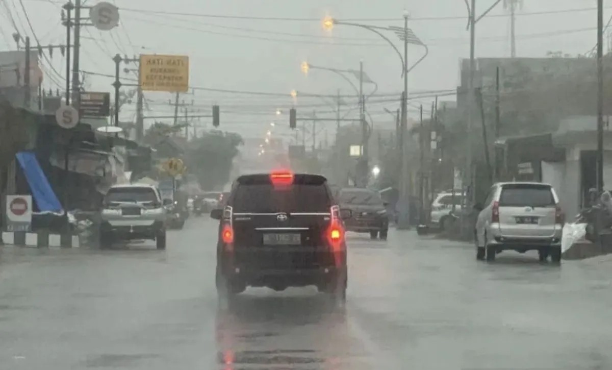 BMKG prakirakan mayoritas daerah diguyur hujan pada Kamis